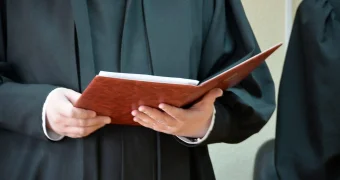 Госзакупки за откат в 74 миллиона: в Шымкенте суд вынес приговор полицейскому