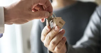 Штрафы за сдачу ипотечной квартиры в аренду: что нужно знать казахстанцам