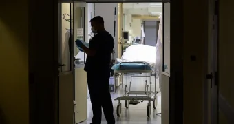 У 11-летнего российского школьника нашли пулю в груди во время осмотра в больнице