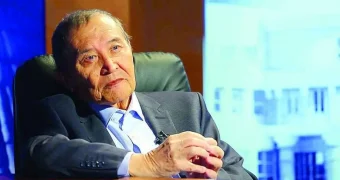 Ушел из жизни известный казахстанский писатель и драматург Аким Тарази