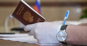 Россиян с просроченными паспортами за границей ждут штрафы и проблемы с получением загранпаспорта