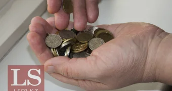 В Казахстане предлагают списывать долги за счет пенсионных накоплений: опасная инициатива или спасение