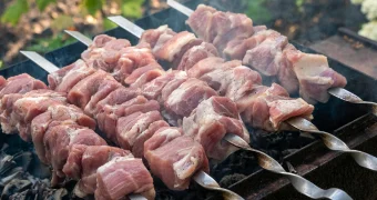 Назван лучший гарнир к шашлыку