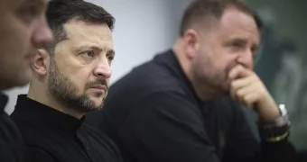 Зеленского предупредили о возможном госперевороте