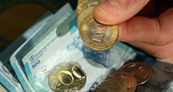 С 1 июля в Казахстане вводят новое ежемесячное пособие