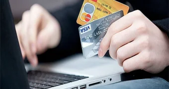 Кому и зачем казахстанцы переводят миллиарды за границу