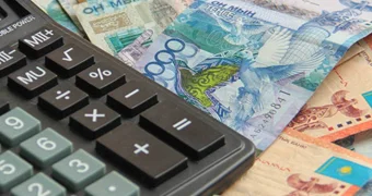 Казахстанца лишили пенсионных выплат из-за налоговой задолженности