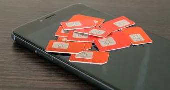 Гостеприимство по-казахски: иностранным туристам хотят раздавать SIM-карты по прибытии