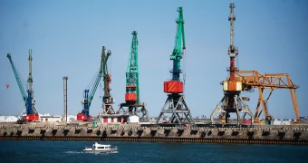 Путин рассказал, кто решает проблему обмеления Каспия