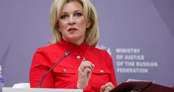 Захарова передала пожелание уехавшим из России артистам