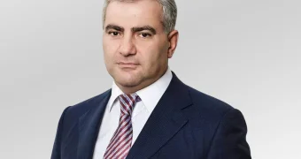 Сын Карапетяна обратился к армянам