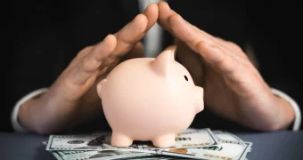 Не выпросишь и рубля: названы самые скупые знаки Зодиака