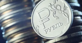 Казахстанцы массово отворачиваются от рубля: что происходит?