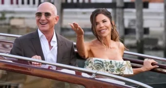 Свадьба века: Джефф Безос женился на Лорен Санчес за 20 миллионов долларов