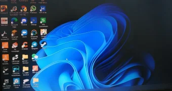 Пользователи массово отказываются от Windows