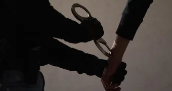 Главу азербайджанской диаспоры в Екатеринбурге отпустили после допроса. Его сын сбил спецназовца и остался на свободе