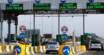 На какой дороге казахстанцы оставляют больше всего денег