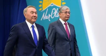 Президент Токаев поздравил Назарбаева с юбилеем