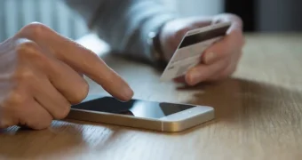 Комментарии к переводам: спасут ли «рахмет» и «возвращаю» от налоговой проверки?