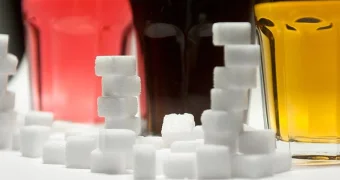 Казахстанцев ждет налог за любовь к газировке: Минздрав объяснил, зачем