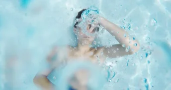 Молодой британец утонул в детском бассейне глубиной 22 сантиметра