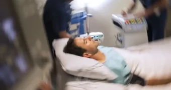 «Не было ни тоннеля, ни света»: американец рассказал, что увидел после клинической смерти