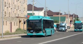 Таксисты ликовали: в Актау автобусы не выехали на маршруты