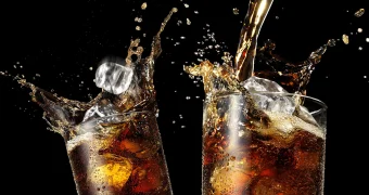 Стал известен неожиданный вред газированных напитков