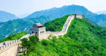 В Китае арестованы супруги за продажу кирпичей с Великой стены