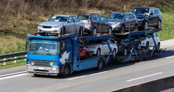 Опасный пазл: почему в Казахстане изымают легально купленные авто