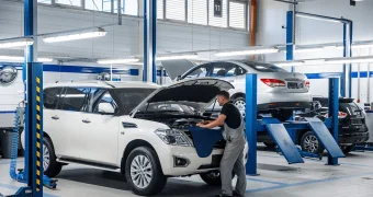 Обязаны ли казахстанцы обслуживать новое авто только в автосалоне: разъяснение закона