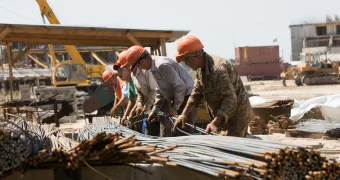 Почему Казахстану срочно нужны миллионы работников