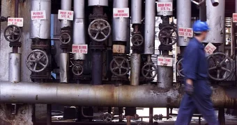 Европейская страна объявила режим ЧС из-за азербайджанской нефти. Что в ней нашли?