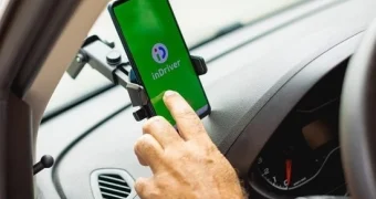 Скандал в Казахстане: таксист InDrive мастурбировал при пассажирке — пользователи призывают к бойкоту сервиса