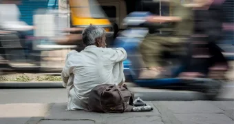 Как мыслят нищие? 5 фраз, программирующих на бедность — с ними путь к деньгам закрыт