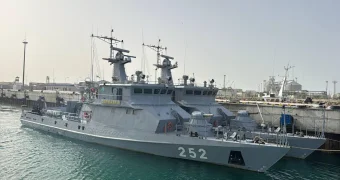 Военные моряки отработали навыки кораблевождения в Каспийском море