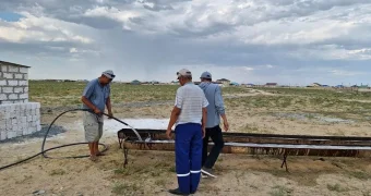 В Каракиянском районе пробурили колодец и организовали водопой для животных