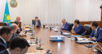 Премьер Бектенов резко прокомментировал обстановку на границе с Россией и Кыргызстаном