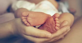 Сколько платят казахстанцам за усыновление новорожденных