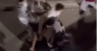 Массовая драка подростков попала на видео в Актау