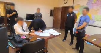 Скандал в Минтрансе: вице-премьер Бозумбаев напомнил о законе об отставке