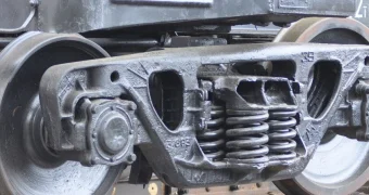 Столкновение авто с тепловозом в Казахстане парализовало движение трёх поездов (видео)