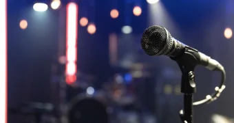 Инвесторы обвинили блогеров в мошенничестве после концерта Aktau Fest 2025 в Актау