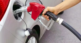 57 рублей за литр: россиянам объявили новые цены на казахстанских АЗС