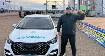 Борцу из Мангистау Нурдаулету Жарылгапову вручили автомобиль за победу в республиканском турнире