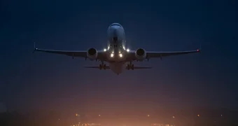 Супруги отсудили у российской авиакомпании деньги за то, что их рассадили