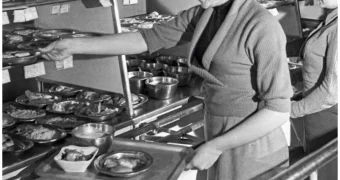 Еда из прошлого: 9 необычных блюд СССР, которые сейчас почти забыты