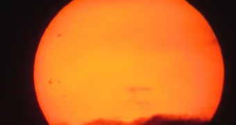 На Солнце почти исчезли пятна: что это значит для Земли