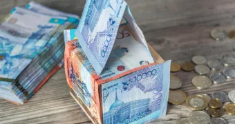 Казахстанку оштрафовали на 412 тысяч тенге за рекламу финансовой пирамиды в соцсетях