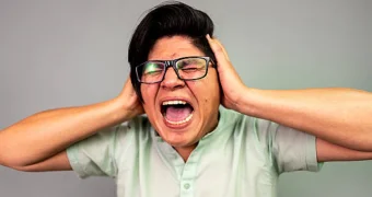 Чиллеры мешают спать: жители Актау жалуются на шум торгового центра